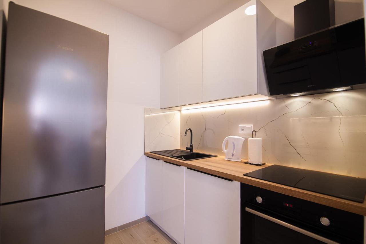 Family Apartments Brach Μπολ Εξωτερικό φωτογραφία