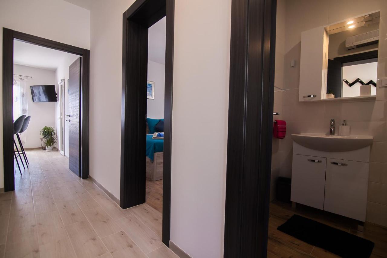 Family Apartments Brach Μπολ Εξωτερικό φωτογραφία