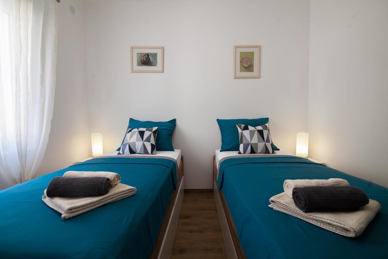 Family Apartments Brach Μπολ Εξωτερικό φωτογραφία