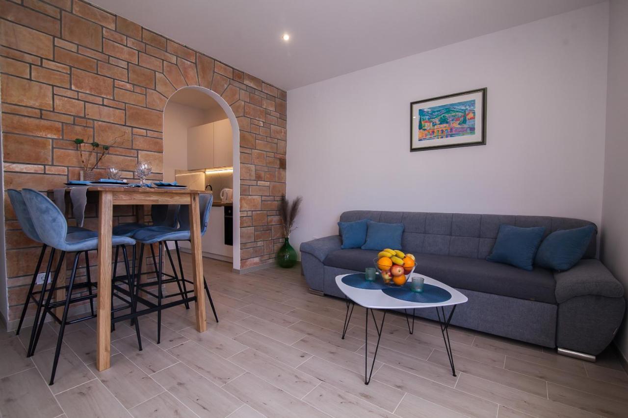 Family Apartments Brach Μπολ Εξωτερικό φωτογραφία