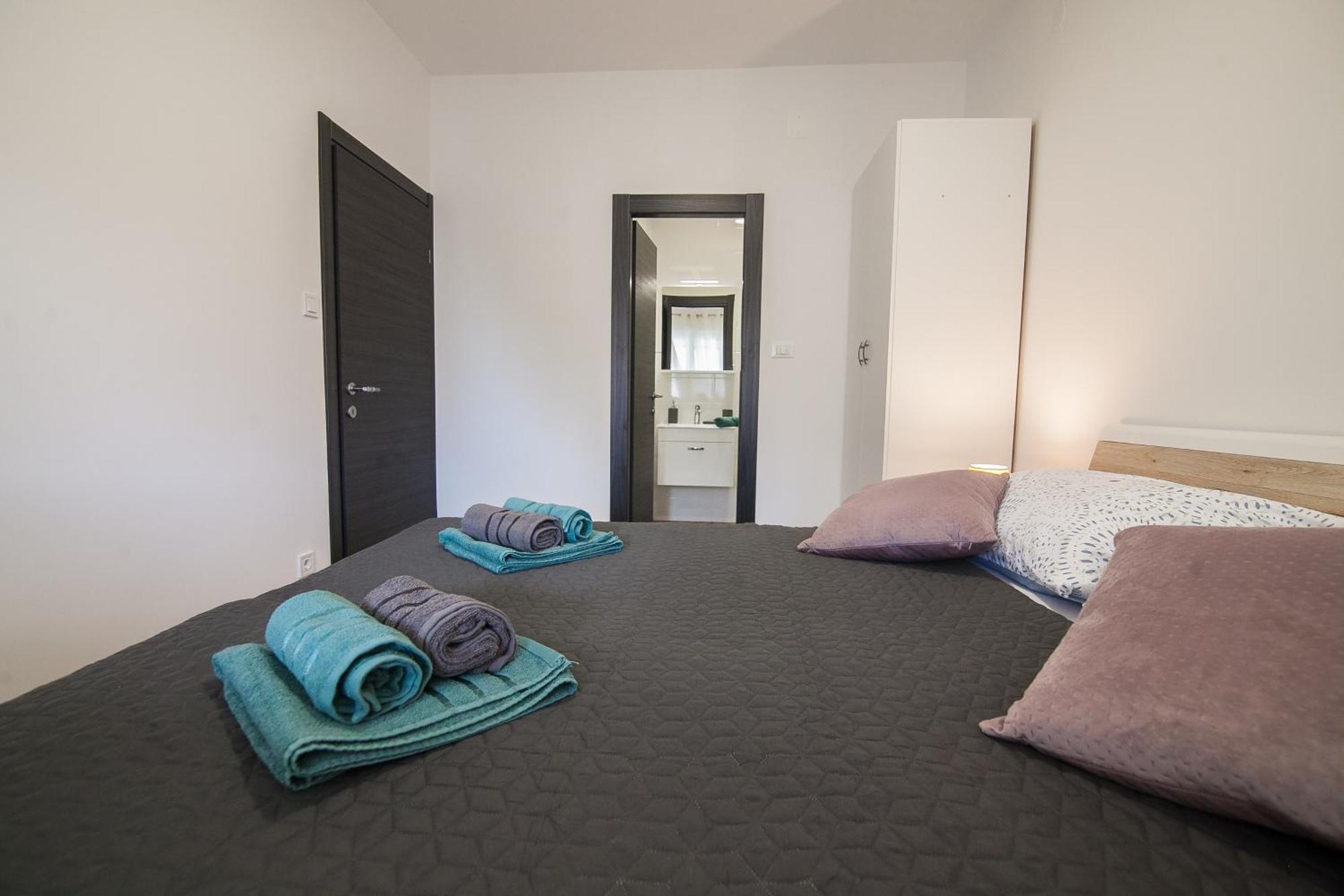 Family Apartments Brach Μπολ Εξωτερικό φωτογραφία