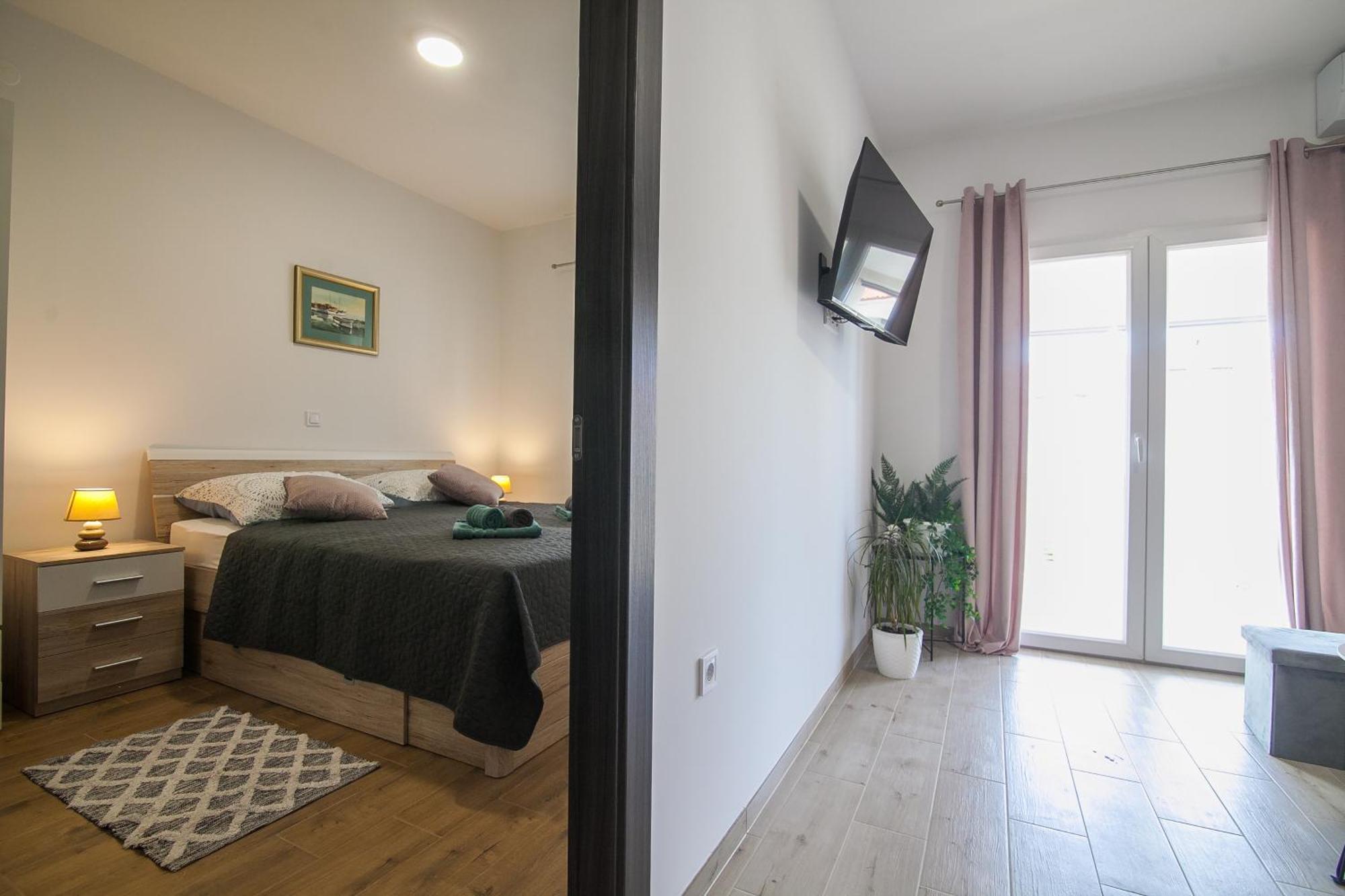 Family Apartments Brach Μπολ Εξωτερικό φωτογραφία